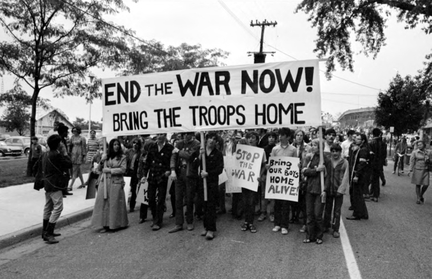 Protestors demanding to end the war on Vietnam