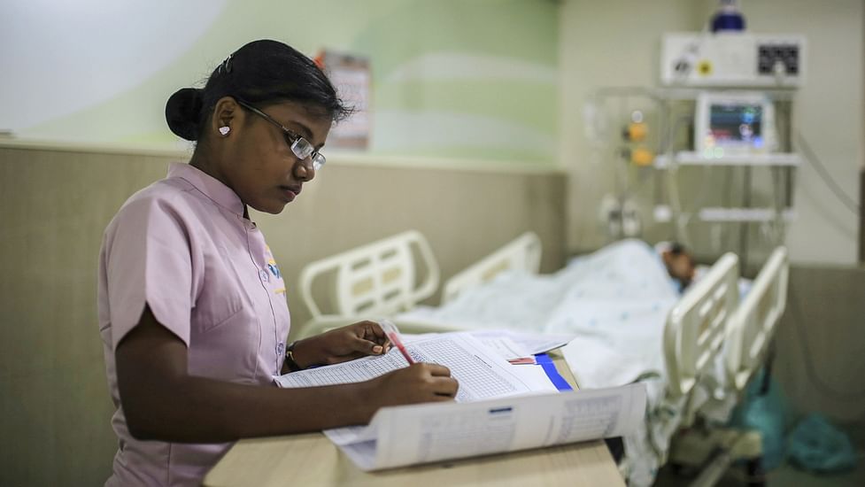 Image of an Indian nurse.